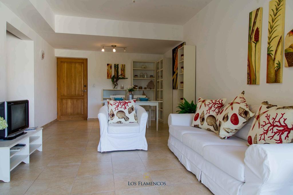 בייהיבה Los Flamencos Aparthotel Beach Club מראה חיצוני תמונה